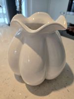 Elegante Blumenvase aus Keramik, weiss, Top Zustand!