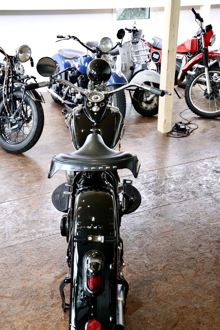 Chopper: Harley-Davidson WLA Oldtimer Motorrad Veteran – Usato da Ennetbürgen venduto da Astya 5