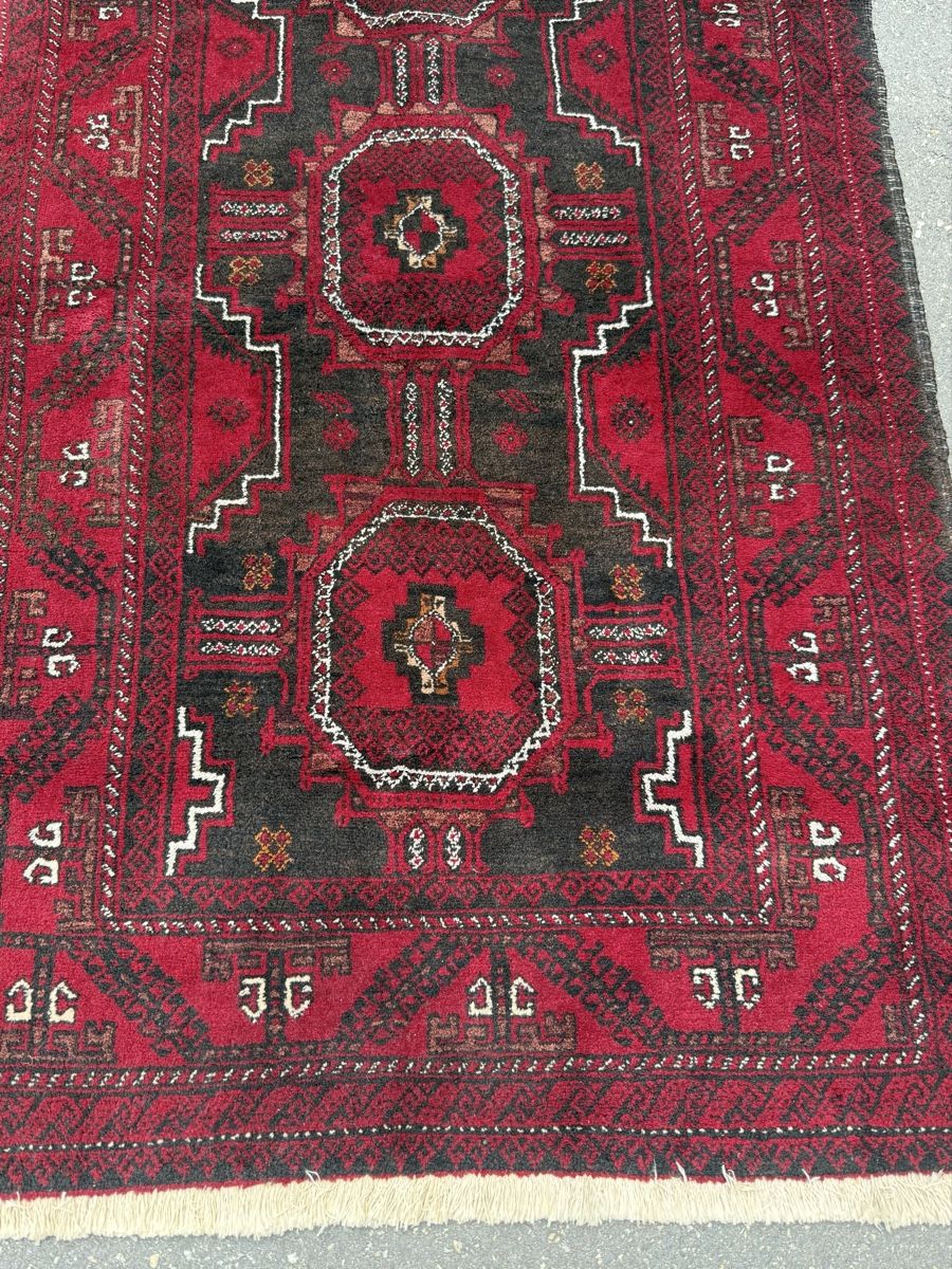Tappeti: Schöner Orientteppich rot-schwarz 185x110cm – Usato da Sempach venduto da Star7 1