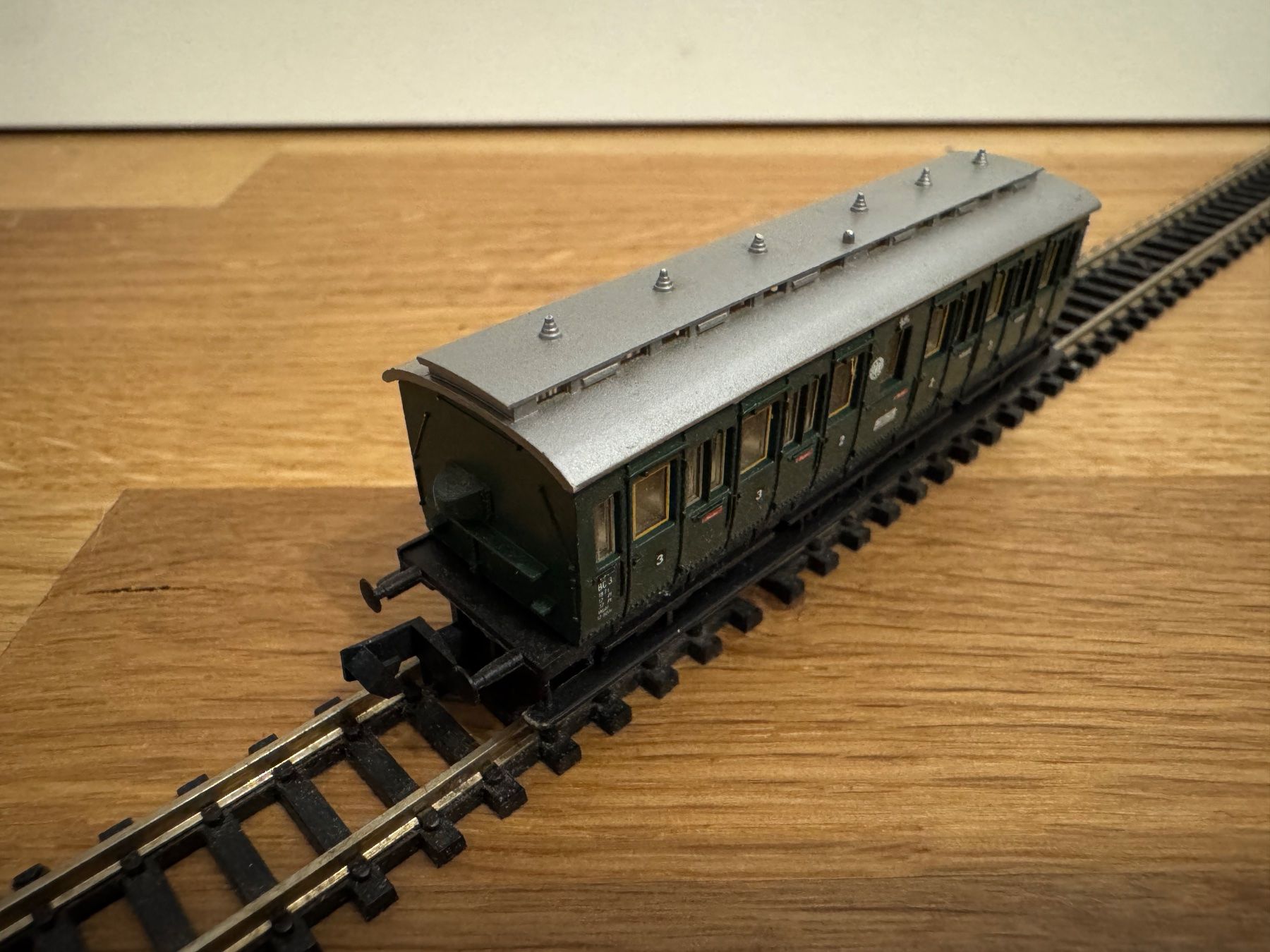 Arnold Modellini di ferrovie: Arnold Abteilwagen 3.Klasse – Nuovo (secondo la descrizione) da Schlierbach venduto da Look8 2