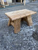 selbstgemachter Holzschemel aus unserer Schreinerei
