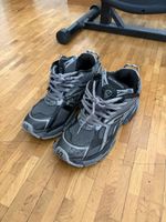 Balenciaga runner
