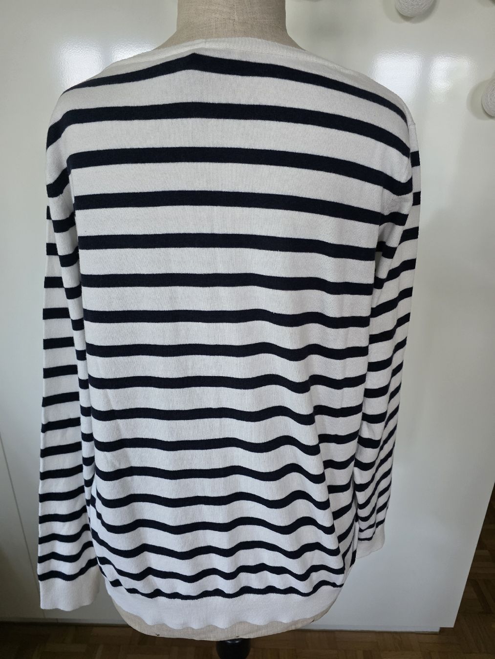 Pullover & Sweatshirts: Pullover – Neu (gemäss Beschreibung) aus Rüti ZH von car_gl78 1