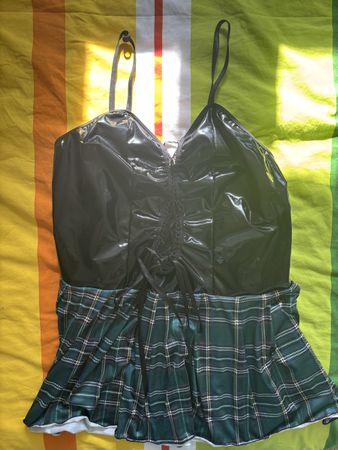 Robe vinyle à carreaux sexy, taille 1XL, super état, stylée