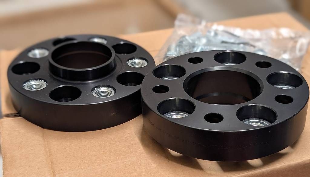 Tutti i ricambio: EIBACH Pro-Spacer - S90-7-30-007-B – Nuovo e nell'imballaggio originale da Langenthal venduto da Domtschec