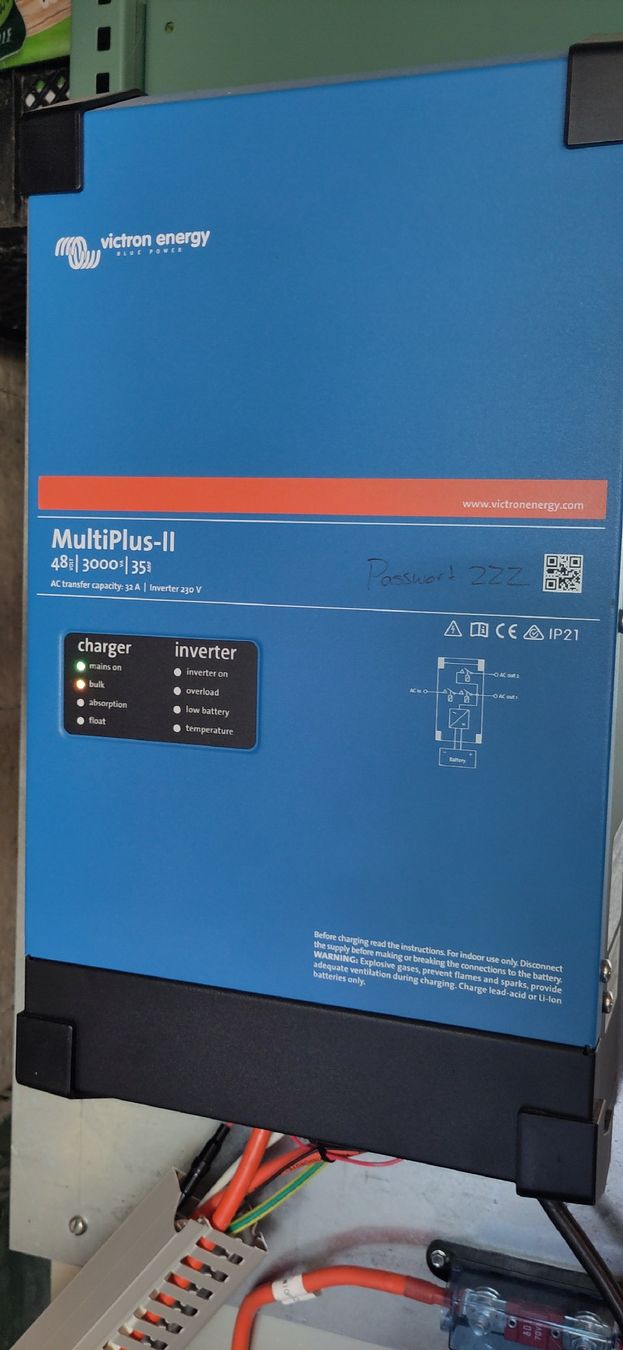 Victron Solargeräte und Solarprodukte: Batteriespeicher Victron MultiPlus-II Pylontech 9.6 kWh – Gebraucht aus Liebefeld von robi15blue 2