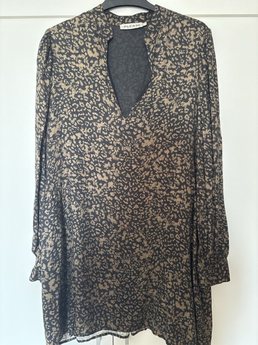 Kleider: Kleid /Tunika von Please , Grösse M🍂 – Gebraucht aus langenthal von rundholz7