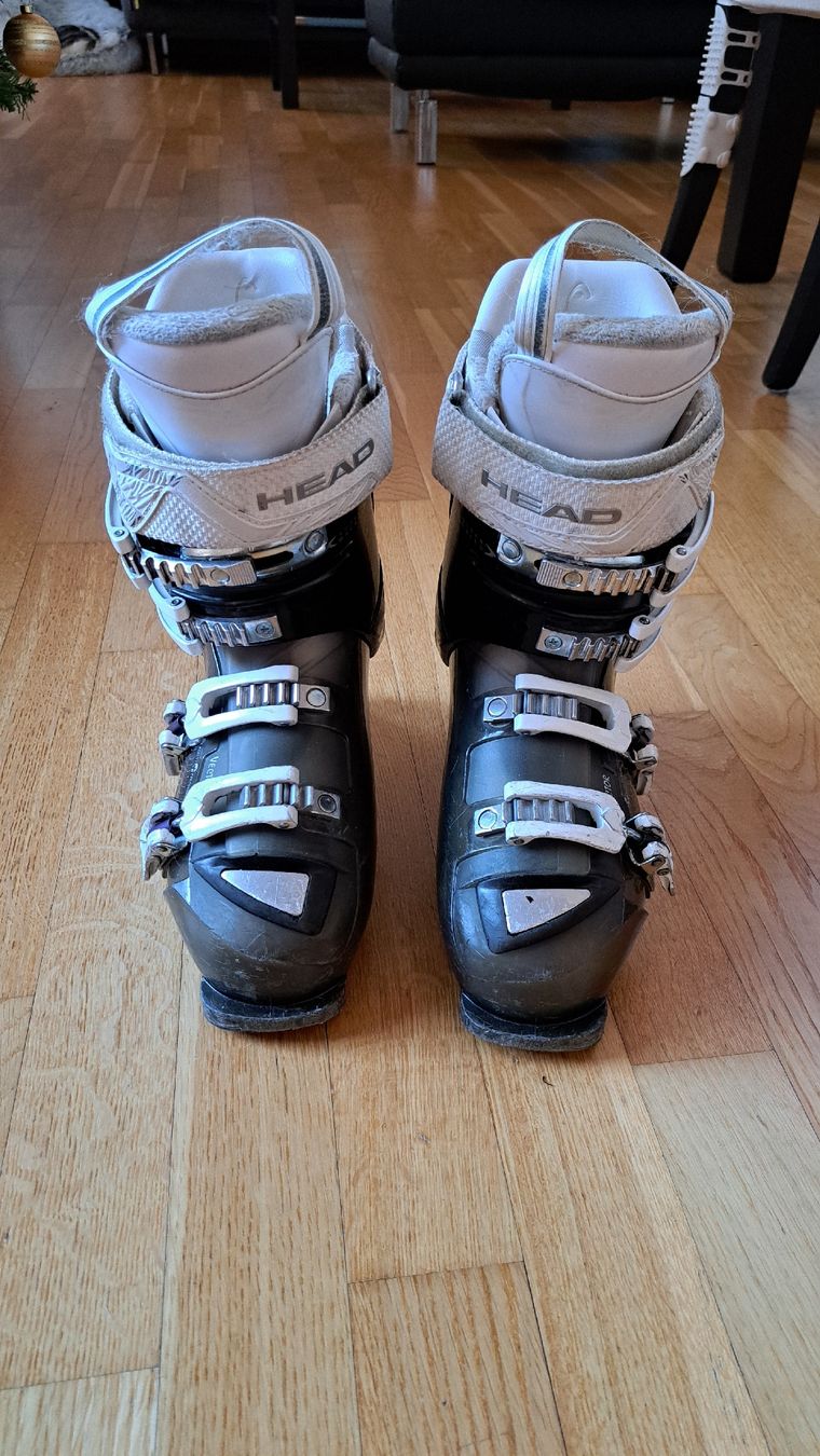 Scarpe da donna: Skischuhe HEAD Vector Damen – Usato da Wil SG venduto da njr_8k72 1