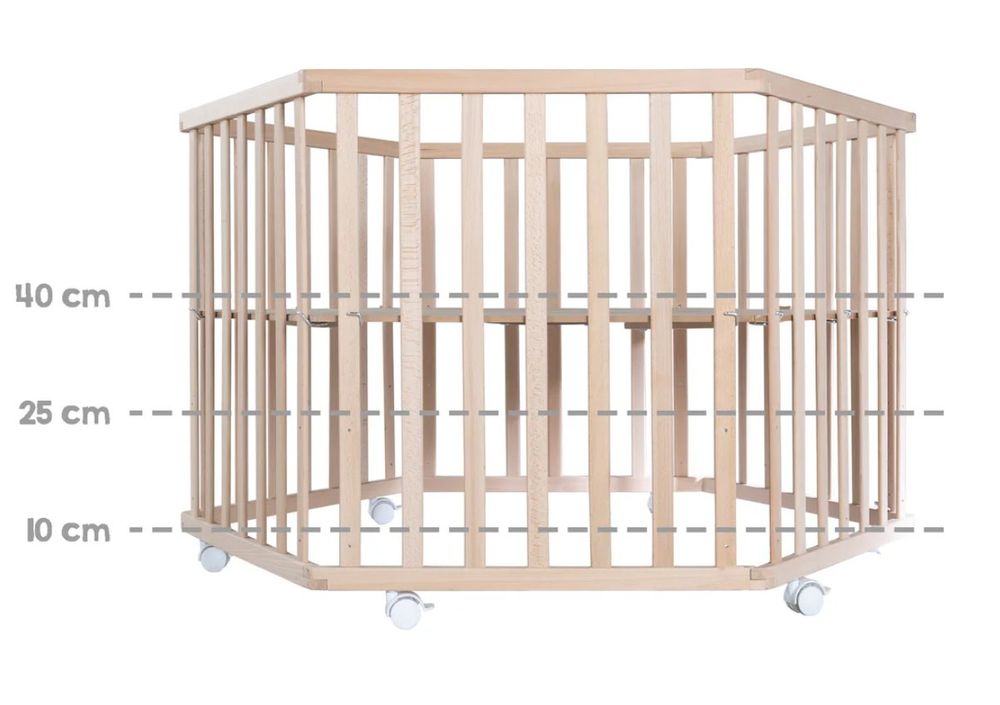 Parcs & barrières de sécurité: Roba Laufgitter 6-eckig, höhenverstellbar, aus Holz – D'occasion à Zumikon par finalspirit 2