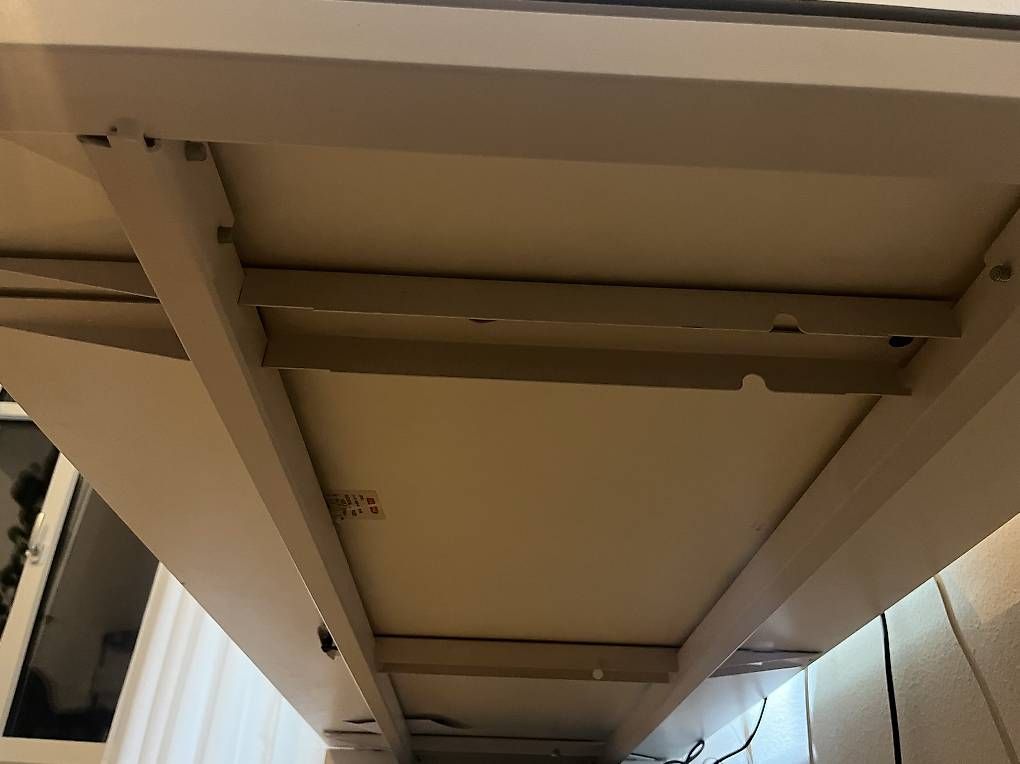 Schreibtische: Grosser Bürotisch – Gebraucht aus Luzern von ELIAS1A 4