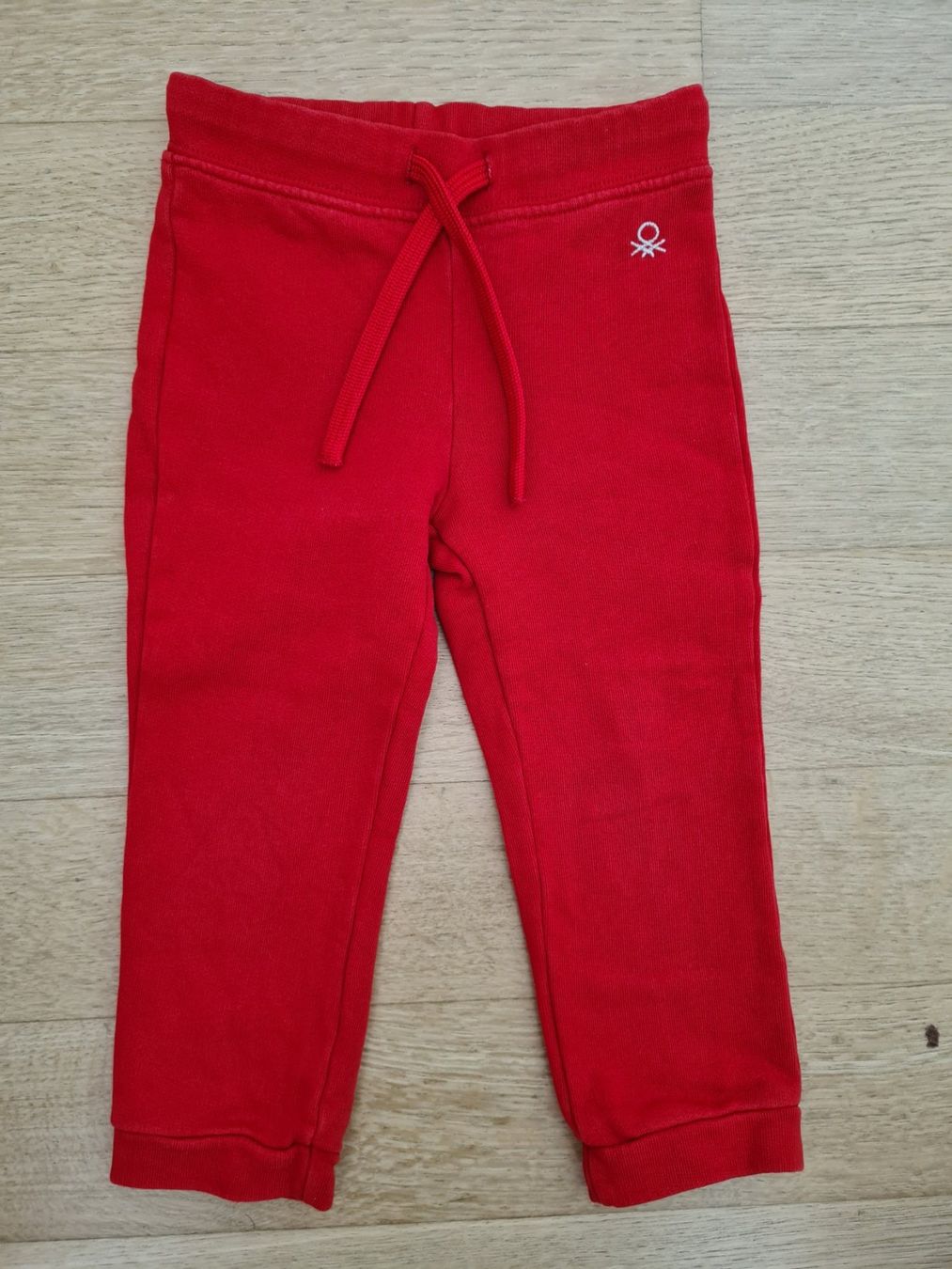 Benetton Pantaloni: Pantalon hiver Benetton taille 90 – Usato da Carouge GE venduto da Gasco