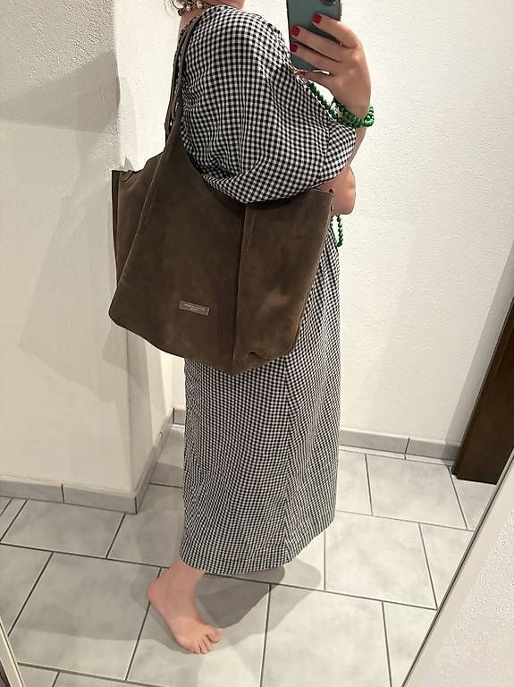 Taschen für Damen: Gianni Chiarini Dua Tasche Large Wildleder – Gebraucht aus Unterägeri von mar_96hk 3