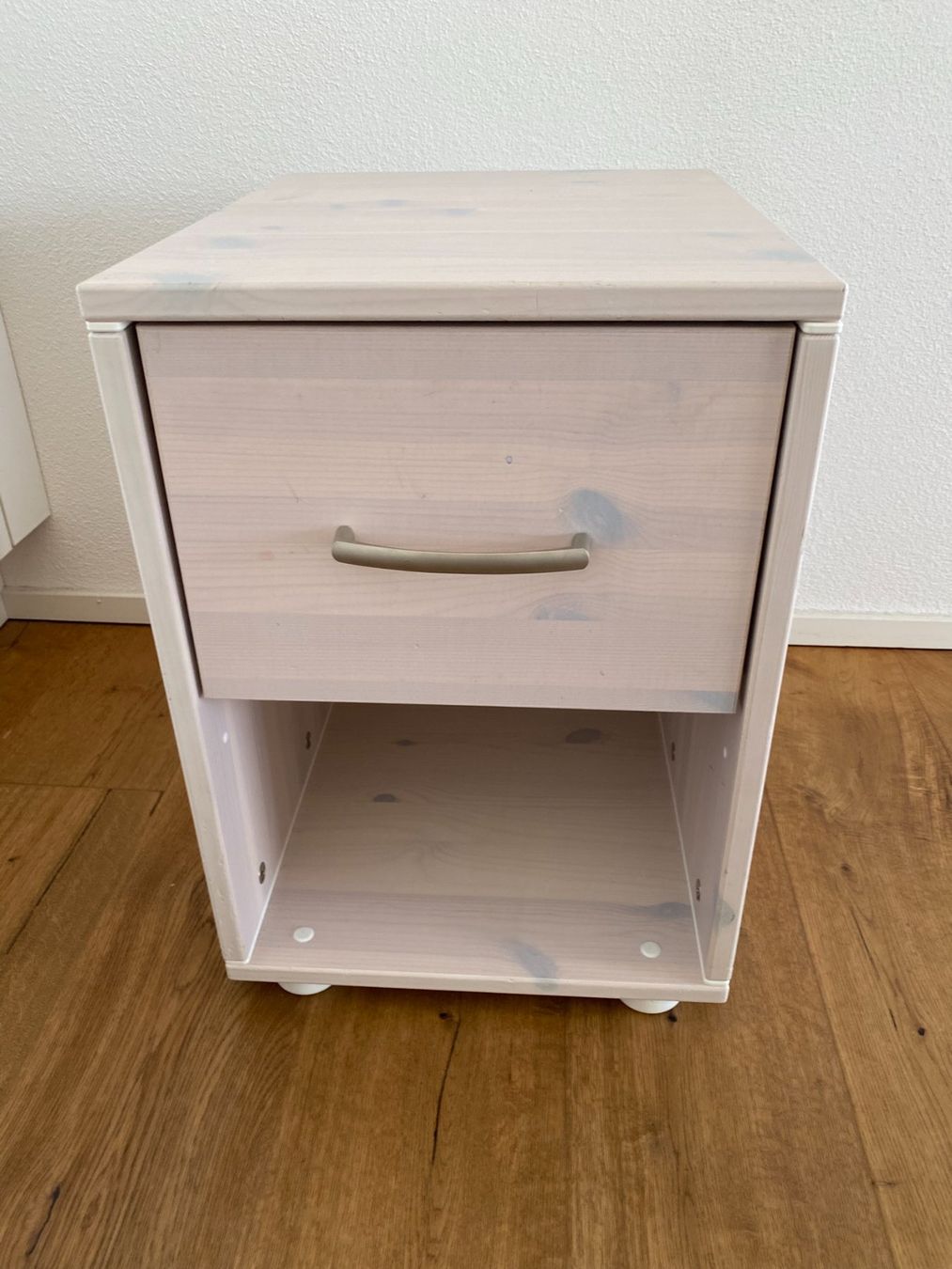 Flexa Schreibtische: Kinderbürotisch inkl. 2 Korbusse – Gebraucht aus Eich von Moni1901 4
