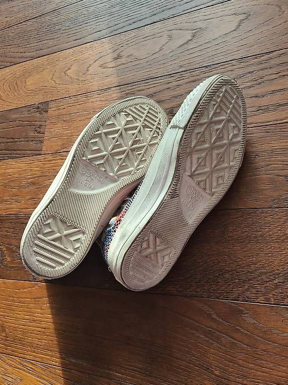 Chaussures femmes: Converse, 37 – D'occasion à Olten par Ahandreina 4