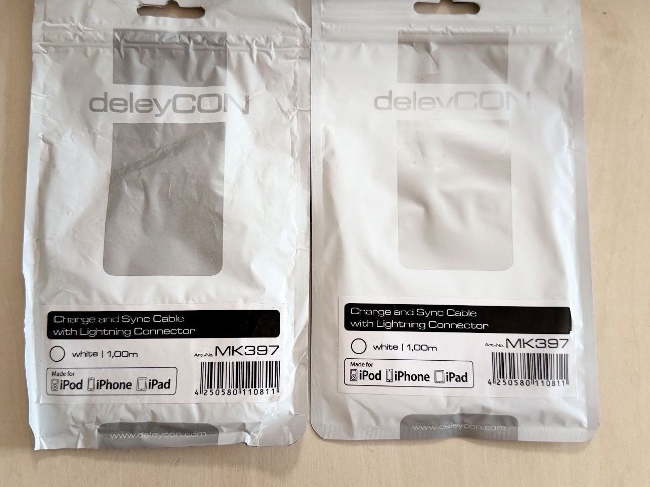 Kabel: deleyCON USB 2.0-Kabel USB-A - Lightning 0.5 m – Neu und originalverpackt aus Bassersdorf von Dako