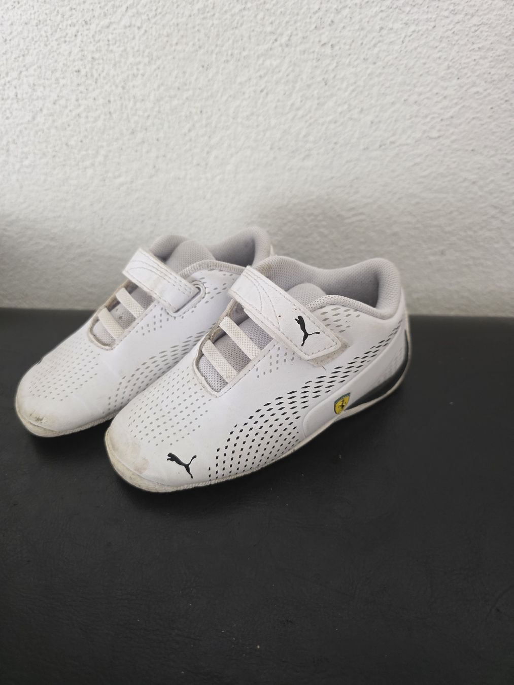 Puma Scarpe per ragazzi: Puma Ferrari Kinderschuhe, Grösse 23 – Usato da Dättwil AG venduto da Njo_x88j 1