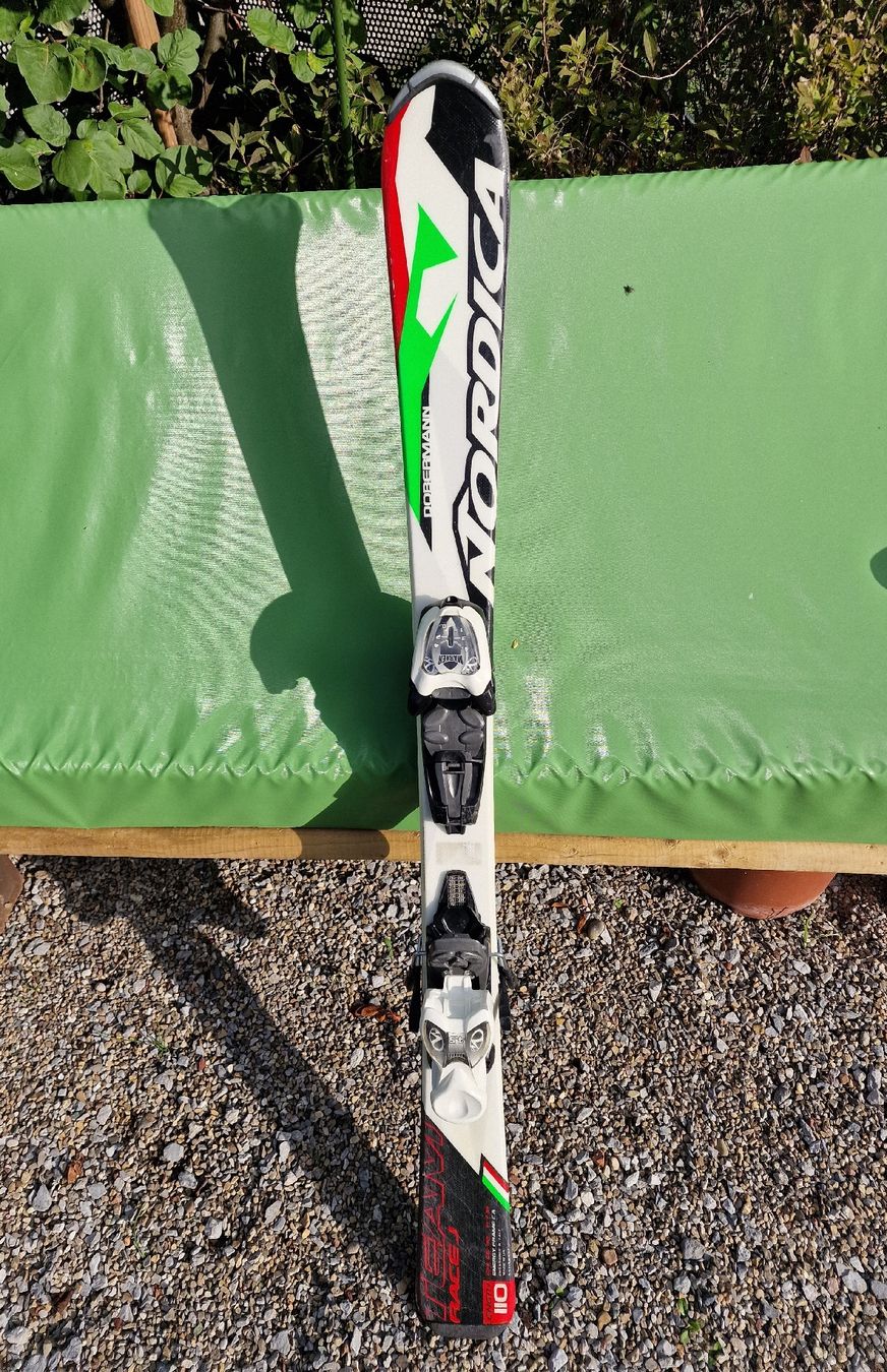 Nordica Skis: Kinder Ski – Gebraucht aus Uster von Gulabin
