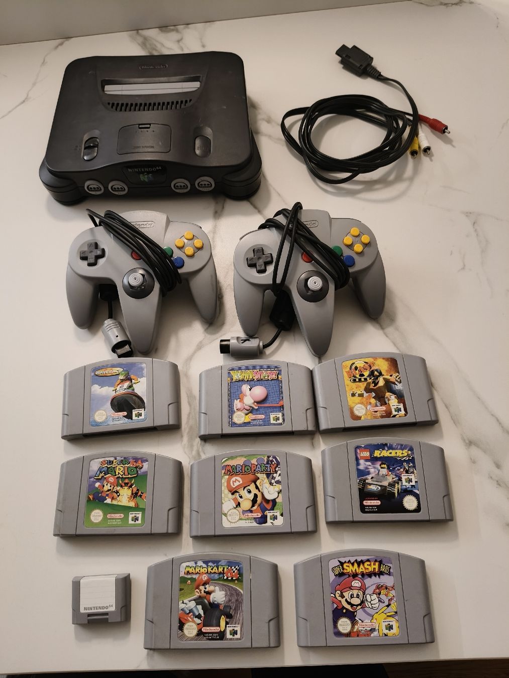 Nintendo Console: Nintendo 64 Konsole mit 9 Spielen, zwei Controller! – Usato da Oensingen venduto da ece_8k7q 2