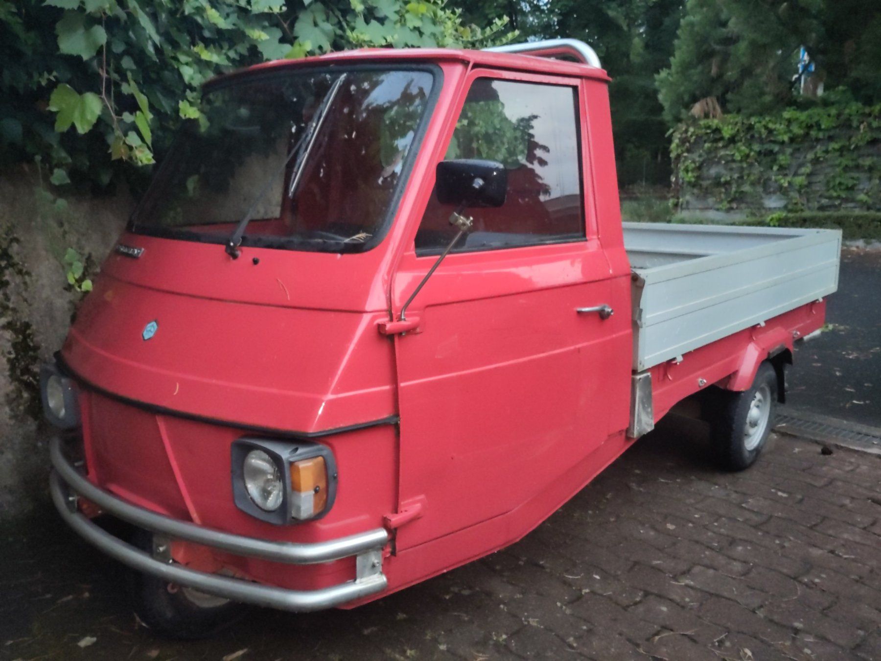 Piaggio Automobili: Ape car 220 – Usato da Genève venduto da mikelt3