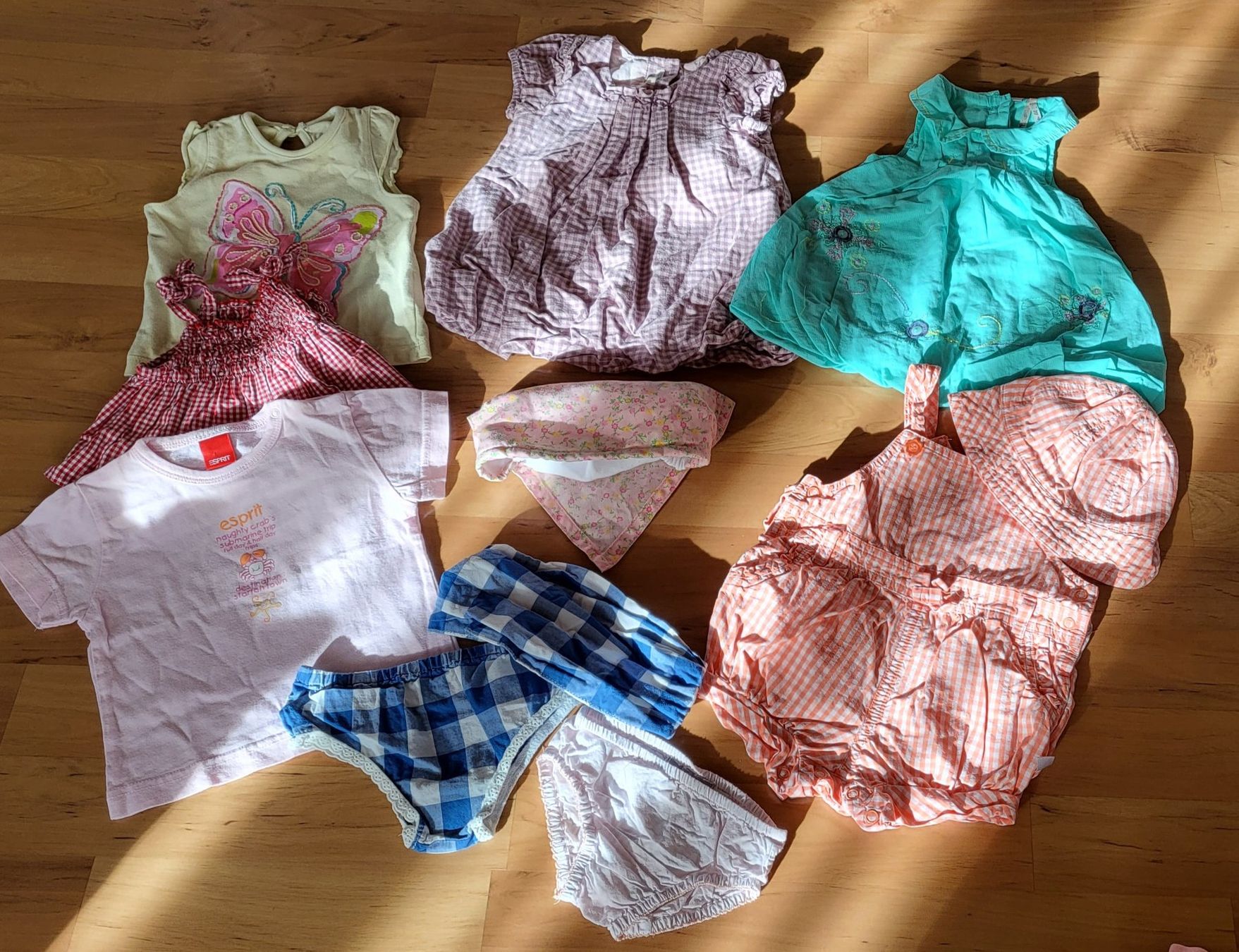 Lotti & Set di vestiti: Kleiderpaket 50 Teile Gr. 50/56 – Usato da Zwingen venduto da crazy84 3