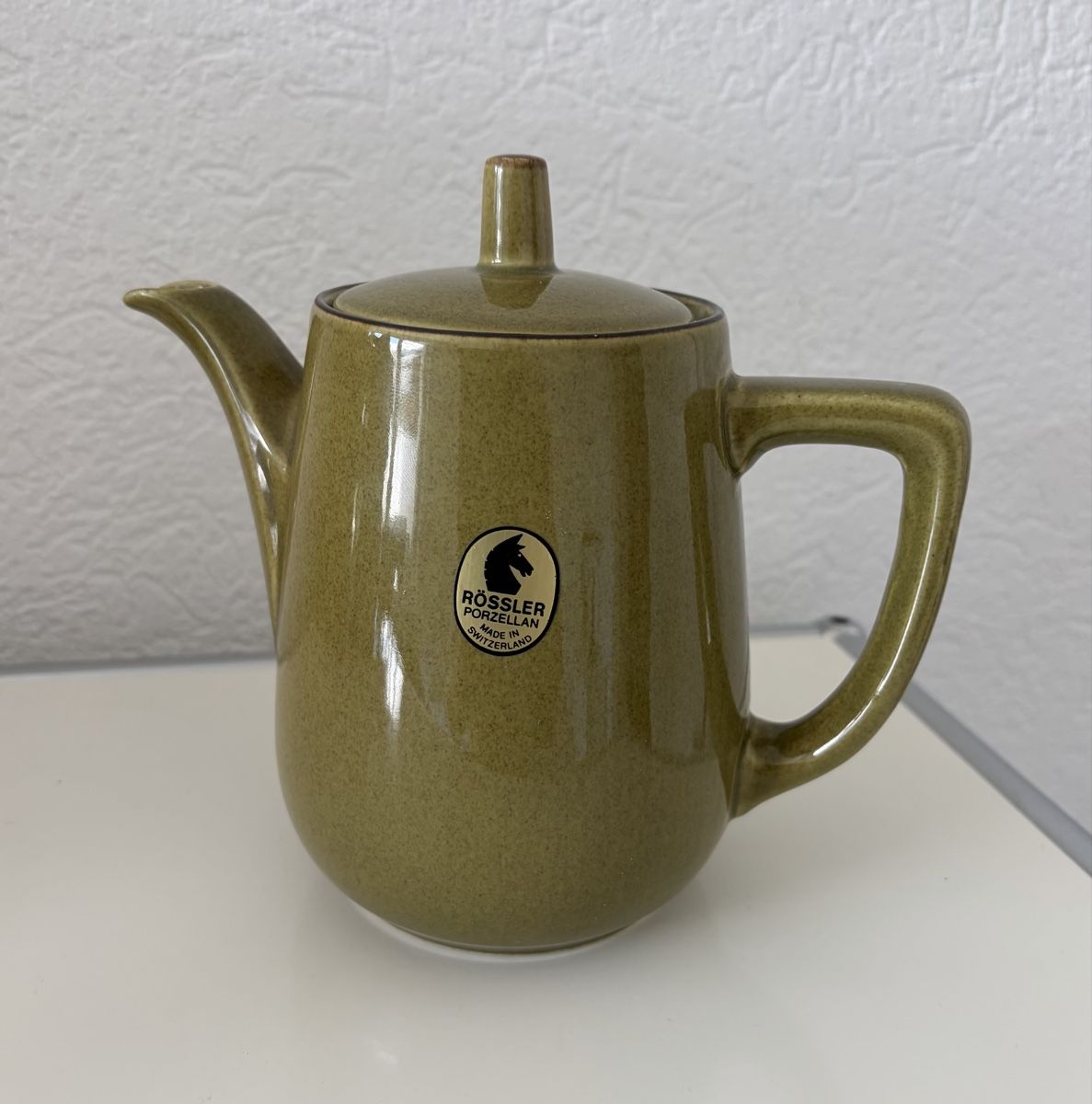 Rössler Teiere: Original Rössler Design Krug Kanne 0,8 L – Usato da Conthey venduto da Cathlouz