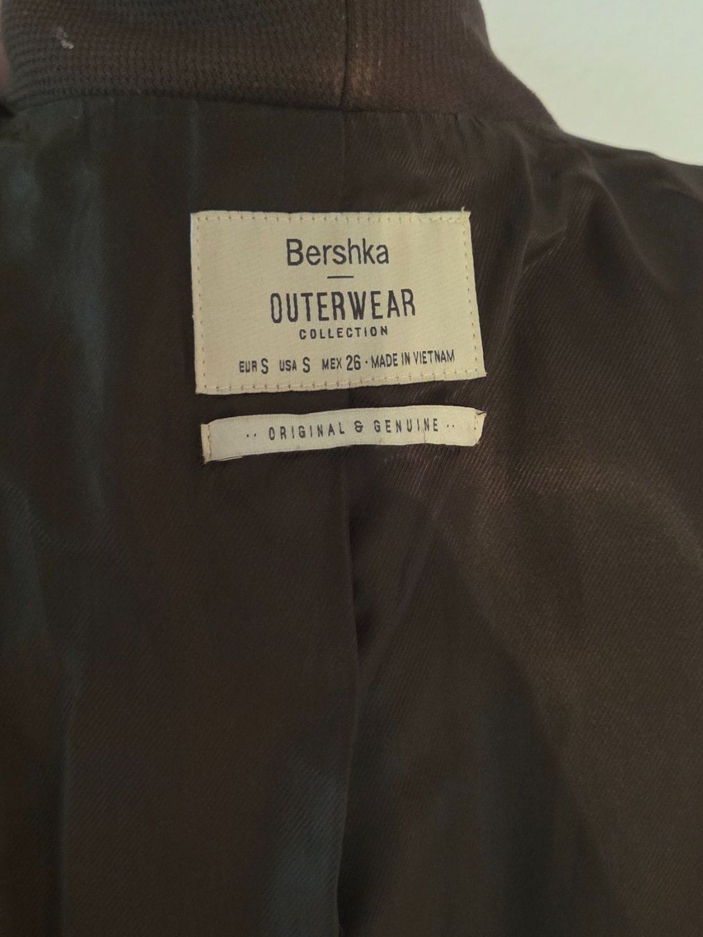 Bershka Giacche: Jacke Bershka – Usato da Wängi venduto da Bibo4. 6