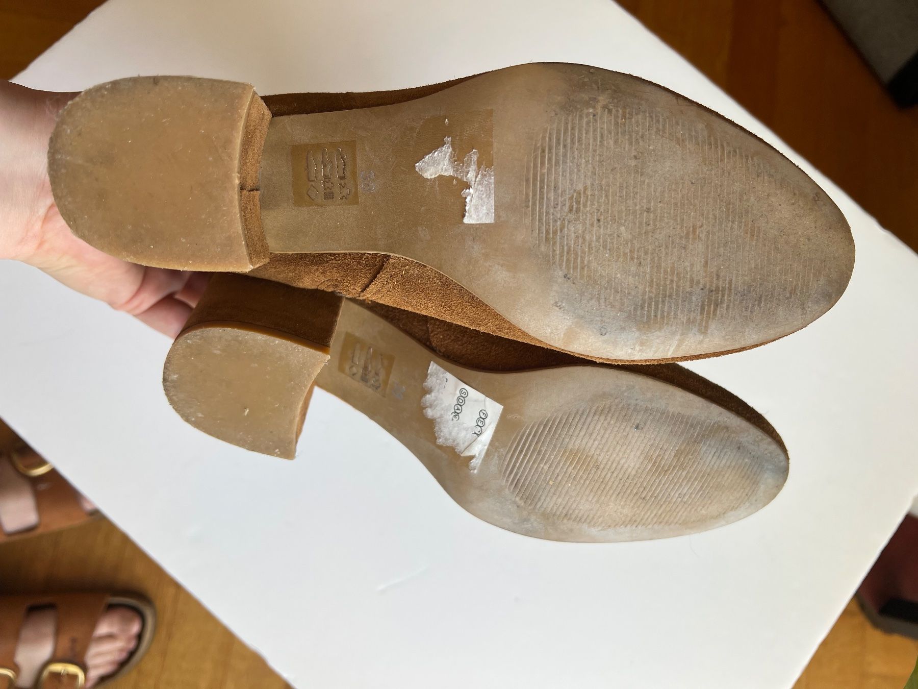 La Redoute Chaussures femmes: Bottines en daim 38 – D'occasion à Neuchâtel par Thesebootsaremadeforwalking 3