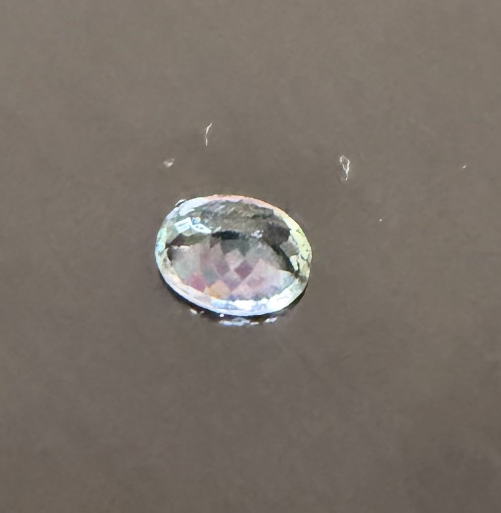 Pierres précieuses: Edelstein Oval geschliffen  ca 9mm – Neuf (Voir description) à Zürich par joyfulgrace 2