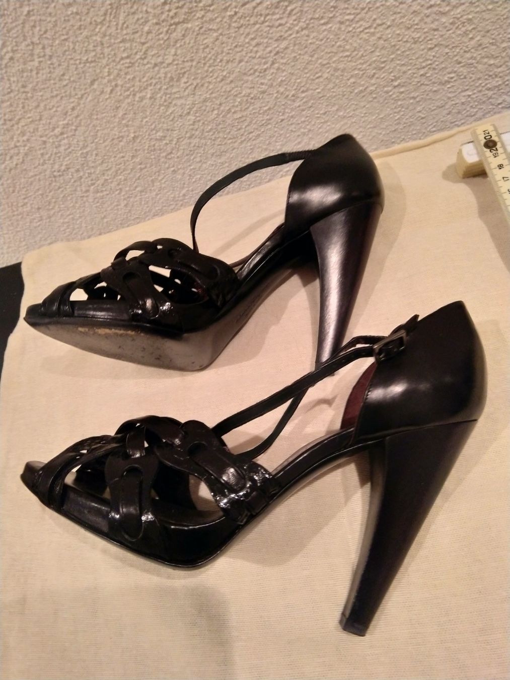 Salvatore Ferragamo Damenschuhe: High Heel Salvatore Ferragamo – Gebraucht aus Rieden AG von Galina11