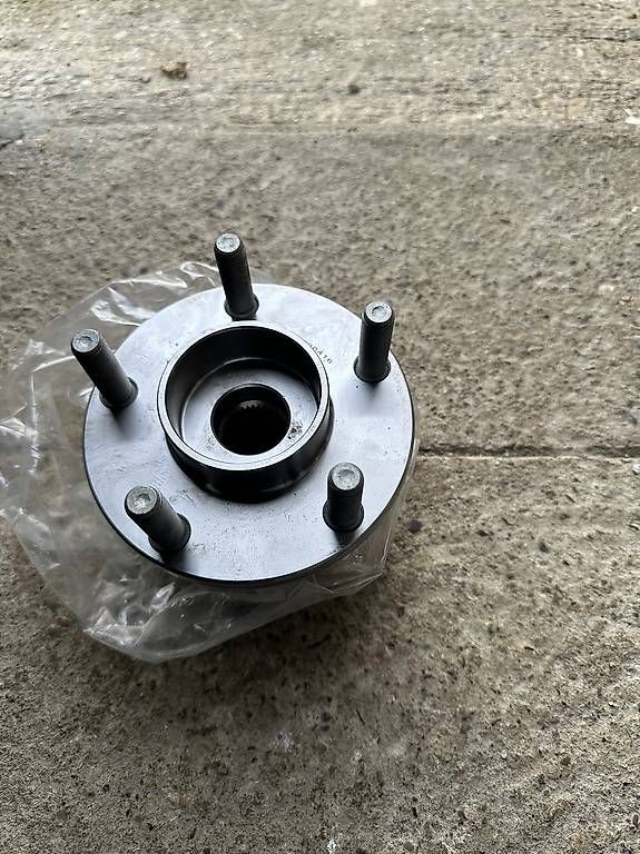 Tutti pezzi di ricambio auto: Roulement de roue avant Volvo – Usato da Lausanne venduto da FlamurOlluri 1
