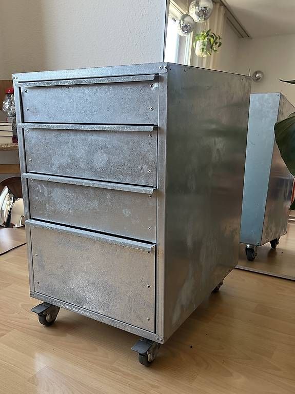 Eléments de bureau: H DESIGN Rollcontainer  verzinkter Stahl  4 Schubladen – D'occasion à Bern par nuriajael 2