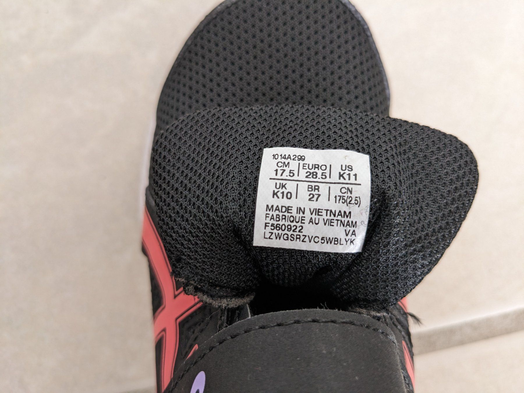 Asics Schuhe für Jungen: Asics Turnschuhe Grösse 28.5 – Gebraucht aus Wald ZH von andy_ch01 7
