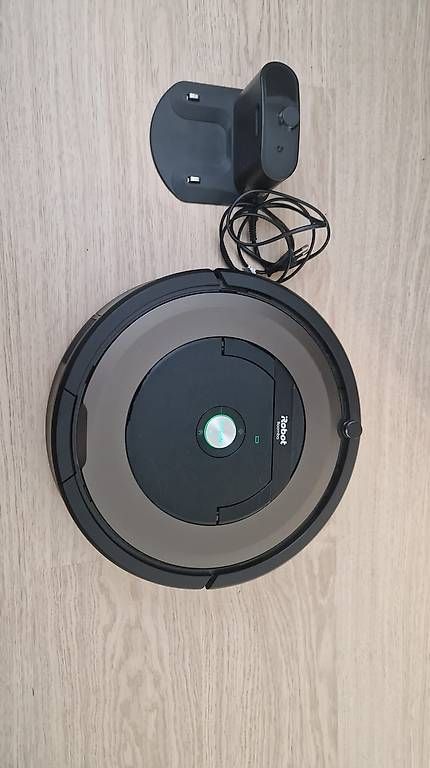 Staubsauger & Zubehör: iRobot Roomba – Gebraucht aus Wollerau von luana.grossi