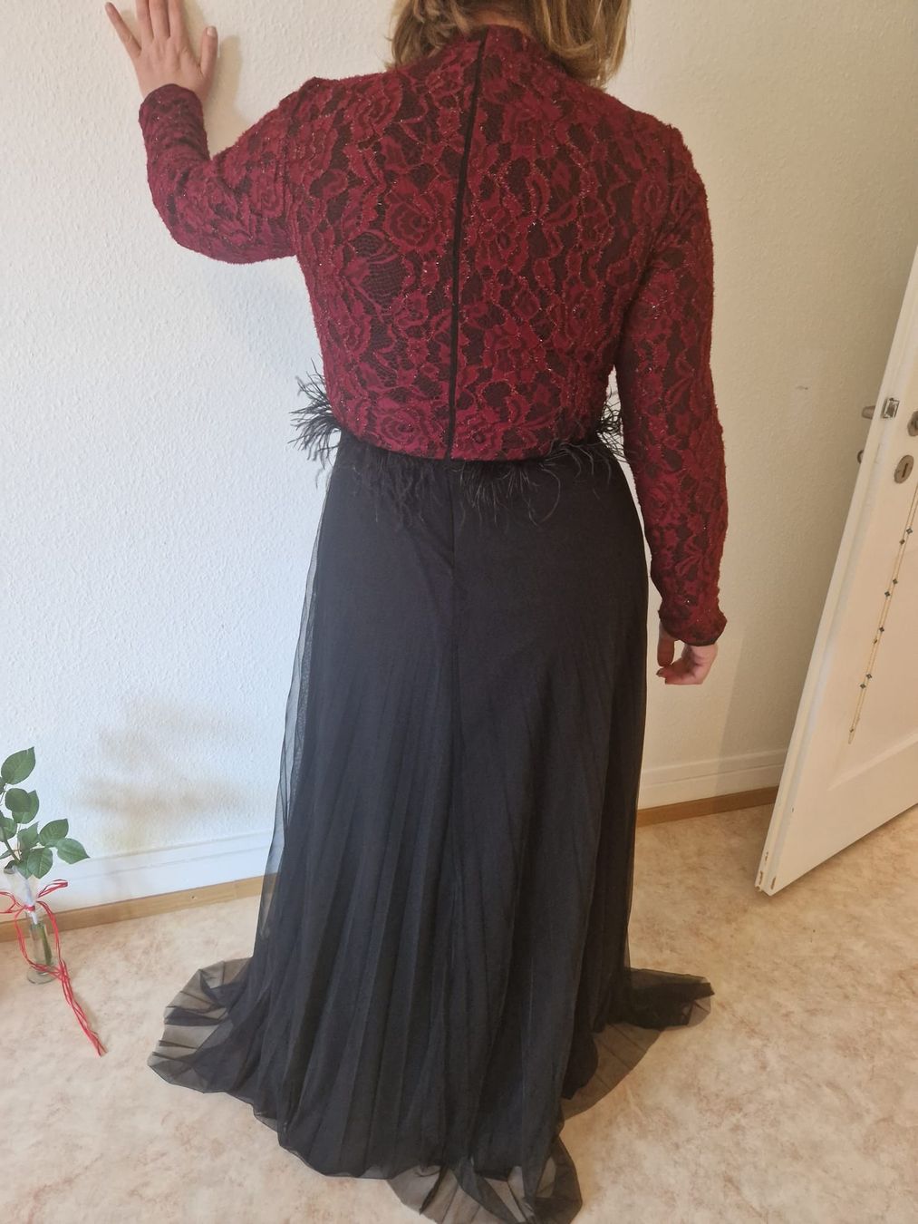 Vestiti: Abendkleid Langarm – Nuovo e nell'imballaggio originale da Zürich venduto da ner_6q6n 2