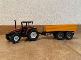 SIKU New Holland L75 mit Kipper