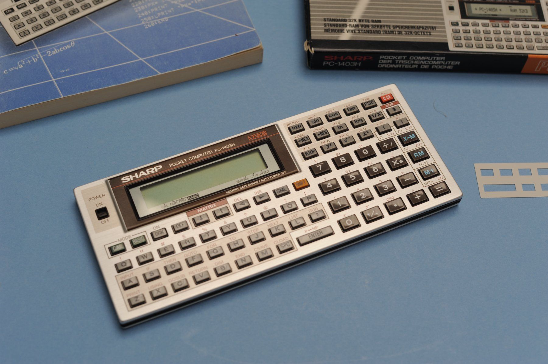 Sharp Calcolatrici tascabili: SHARP Pocket Computer PC-1403H - Sammlerzustand – Usato da Zürich venduto da Prathama 2