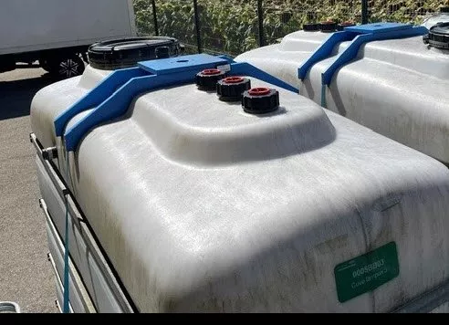 Accessori per altri veicoli: Citerne de 4000 litres – Usato da Biel/Bienne venduto da Poly_26 3