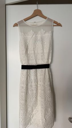Kleid 1.2.3 Paris weiss Spitze Grösse 34