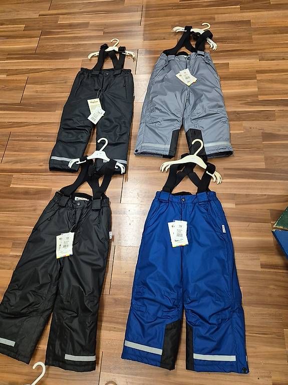 Pantalons: 1 Skihose  gr 104 Neu – Neuf (Voir description) à Schwarzenburg par Flamingo07