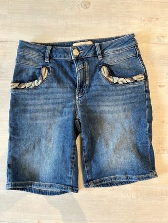 Kurze Jeans Hosen