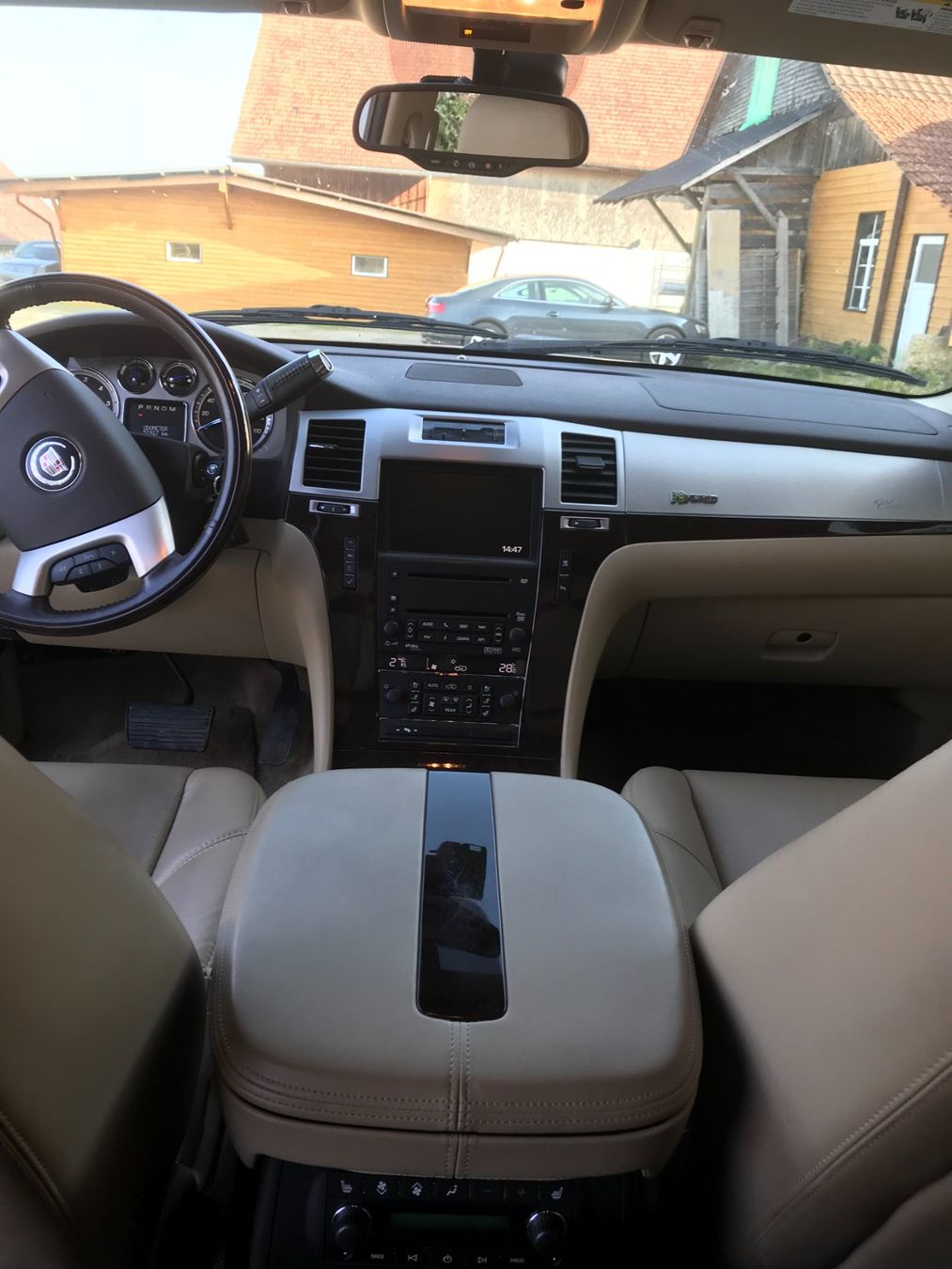 Cadillac Automobili: Wunderschöner Escalade Hybrid – Usato da Amlikon-Bissegg venduto da hof_q2ln 4