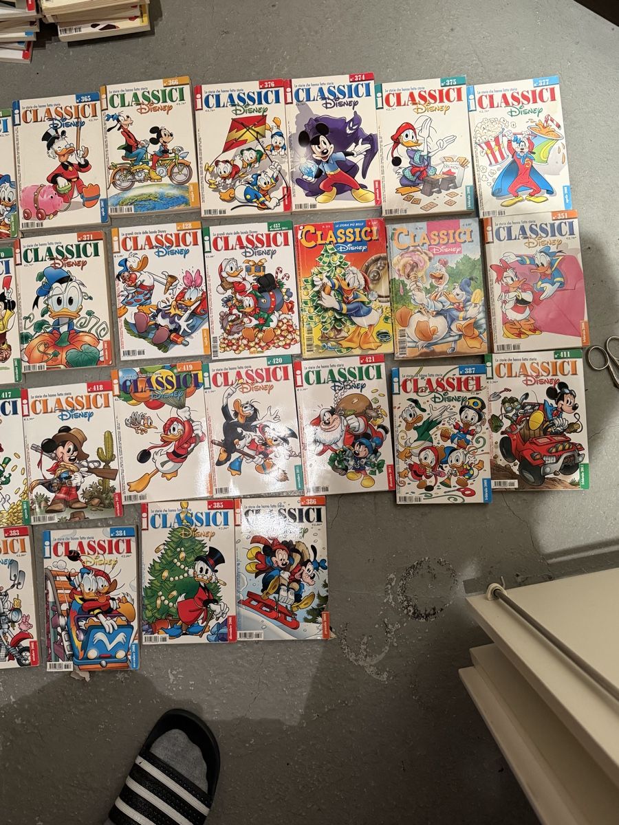 Fumetti: I classici Disney 33 volumi – Usato da Ascona venduto da GioeleS 2