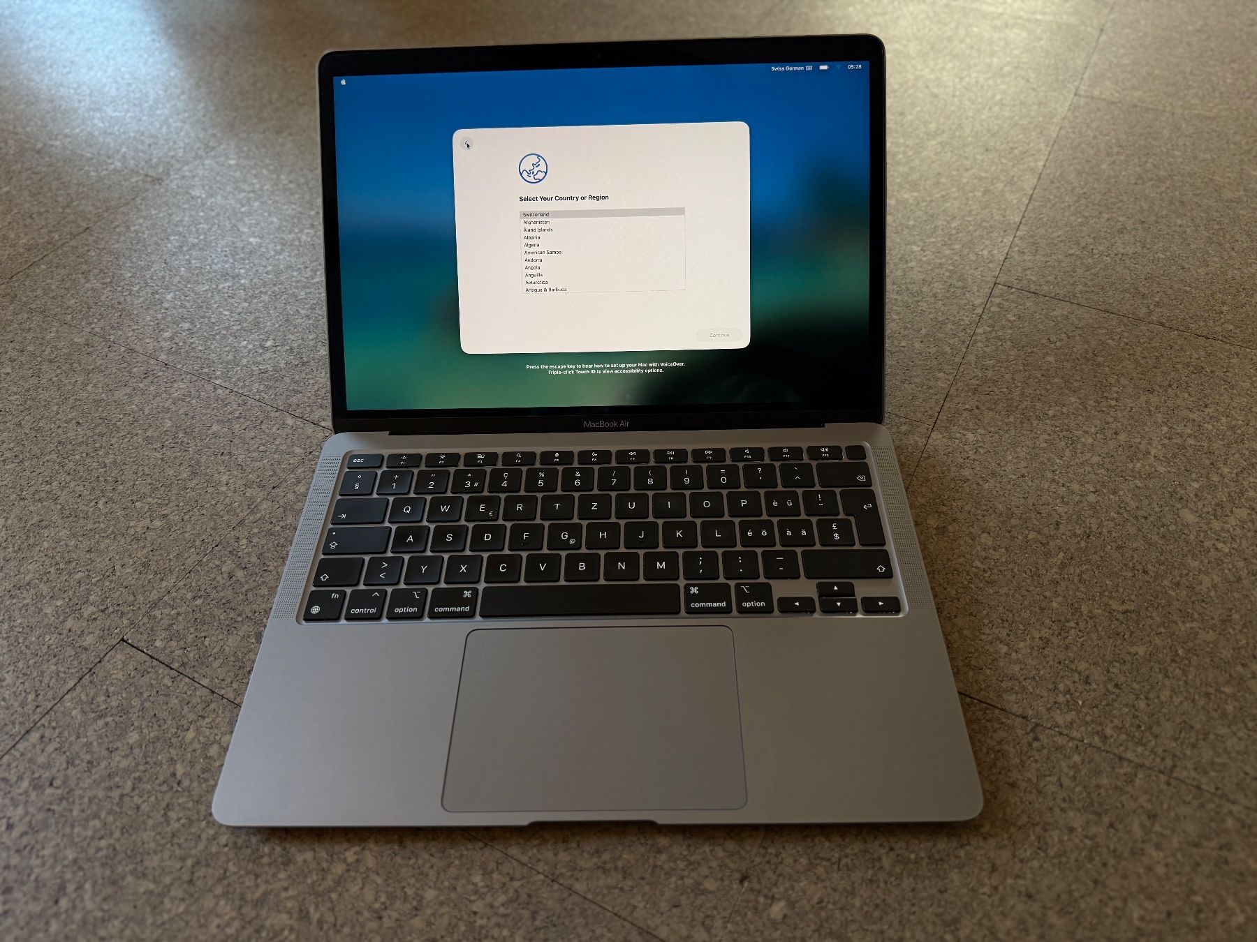 Apple Notebooks: MacBook Air M1 – Gebraucht aus Stäfa von Mtwhitney 1