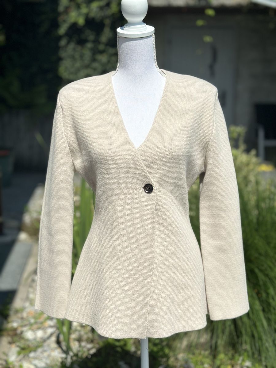 Zara Jacken: 🍂🍁💦☔️… Strickjacke Gr.M NEU – Neu und originalverpackt aus Zufikon von Modestil365 1