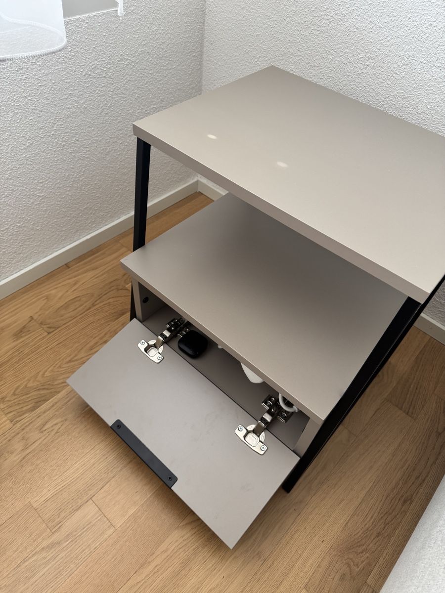 Comodini: 2x Nachttisch – Usato da Wil SG venduto da Edz2017 1