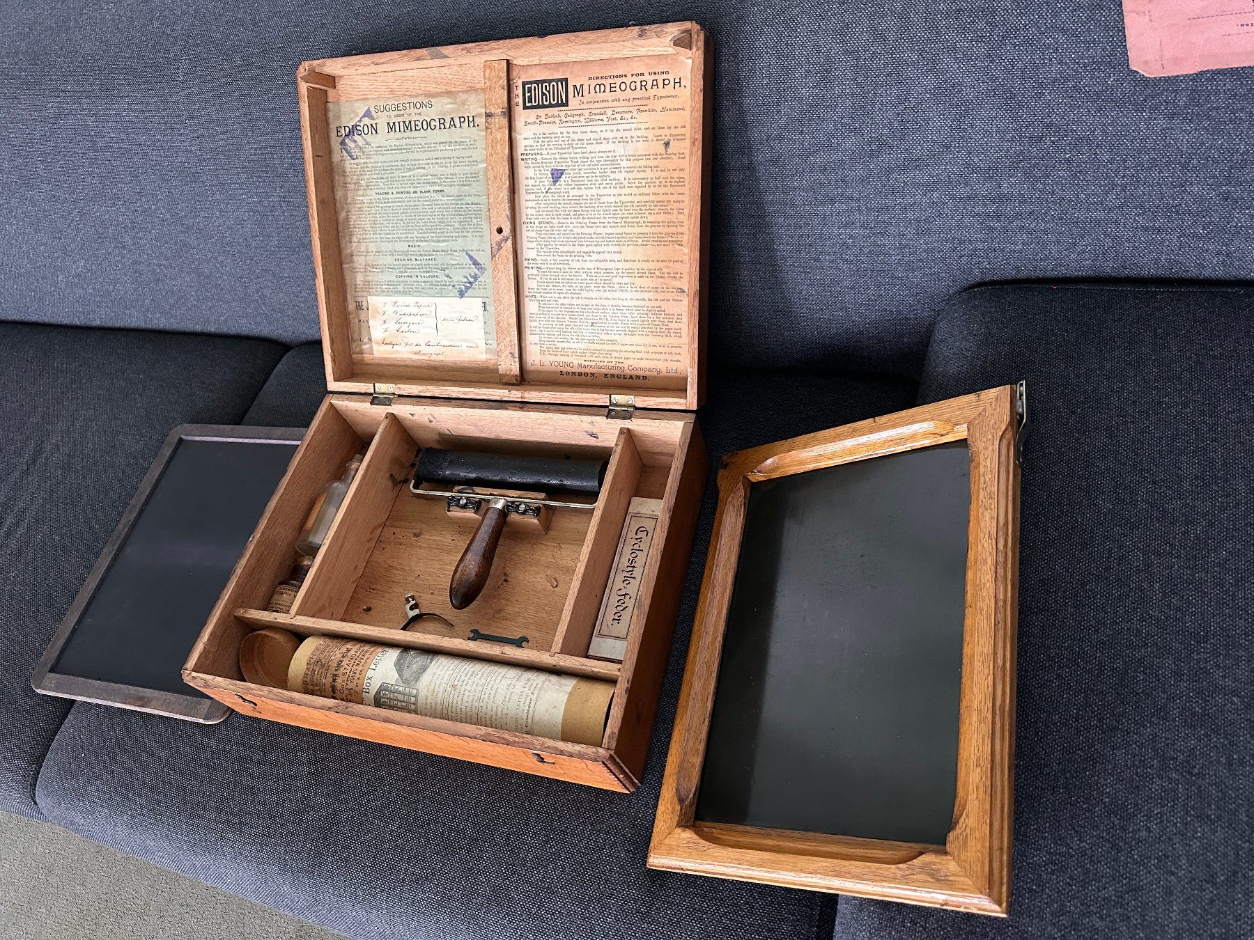 Tutti gli attrezzi: "EDISON" Mimeograph No12 "antik" – Difettoso da Dachsen venduto da ColdChisel 1