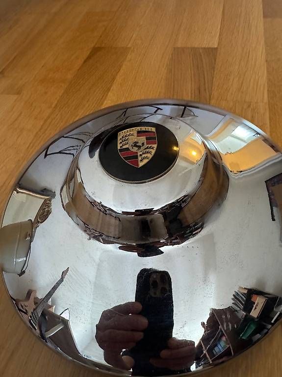 Tutti pezzi di ricambio auto: Original Porsche 356 Raddeckel – Usato da Grüt (Gossau ZH) venduto da Malo0 1