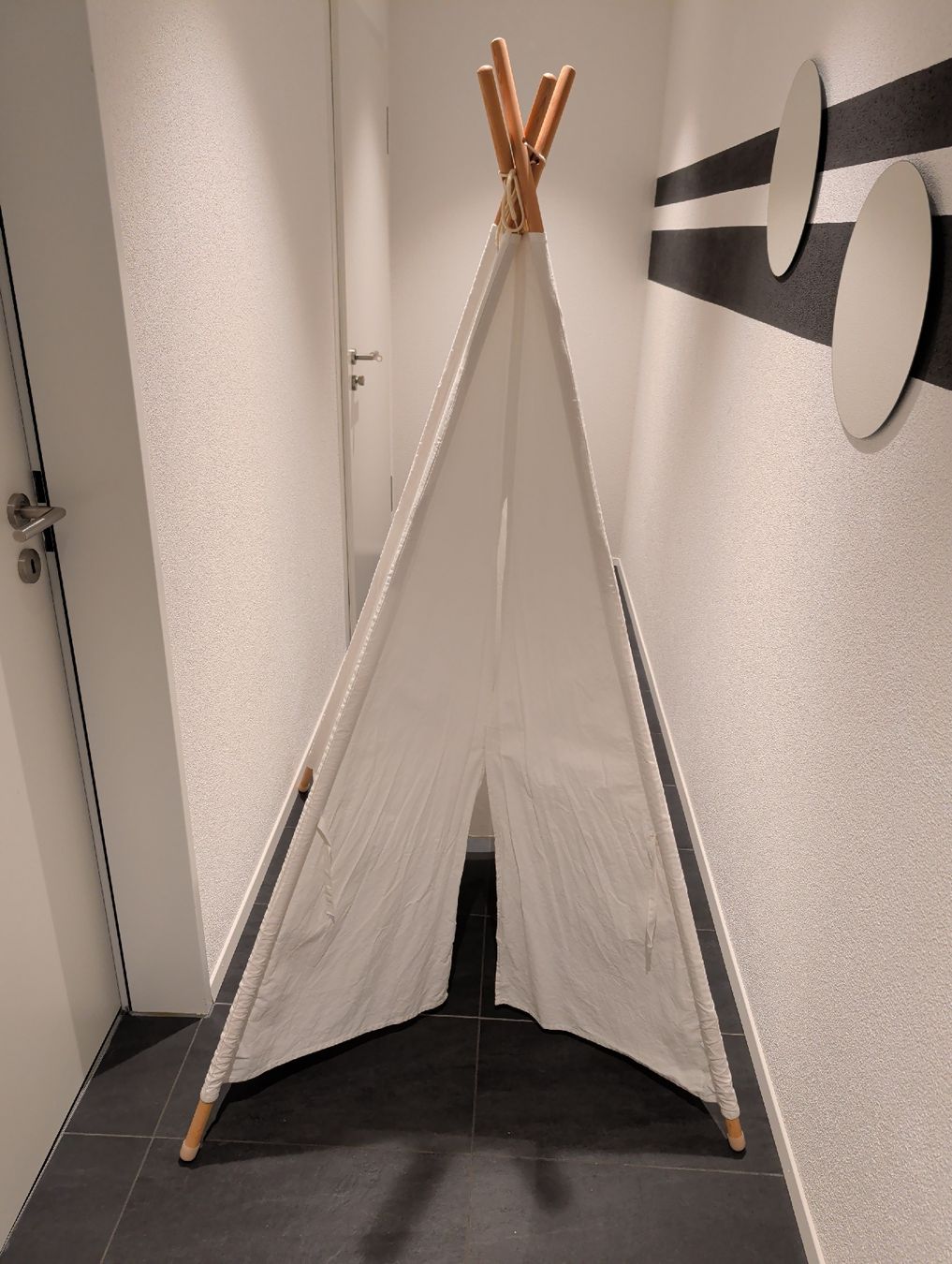 Giocattoli: Kinder Tipi Spielzelt, neuwertig – Usato da Dettighofen venduto da salocin89