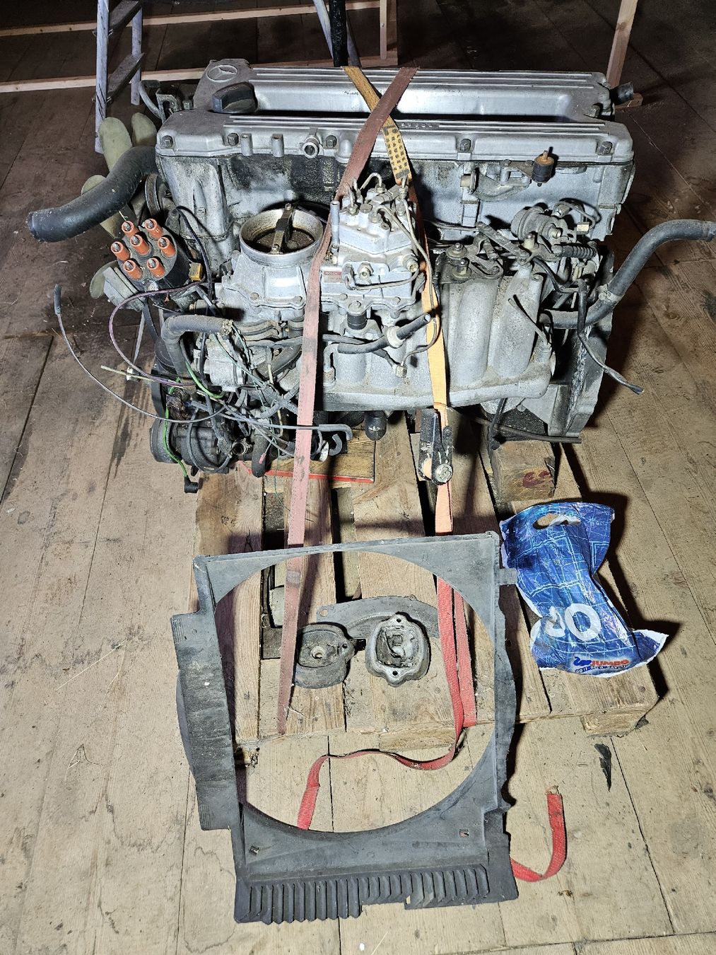 Mercedes-Benz Motori: Mercedes M110 280 Motor – Difettoso da Ebertswil venduto da Bolomotos 1
