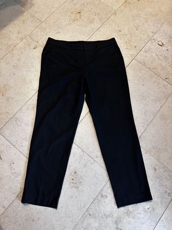 Schwarze S.Oliver Hose "RITA" Regular Fit Gr. 40 (CH) neuwer